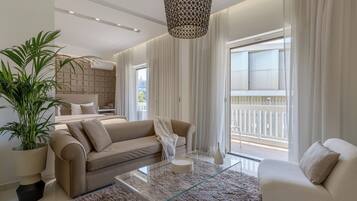 Smart TV, Netflix, books, streaming services