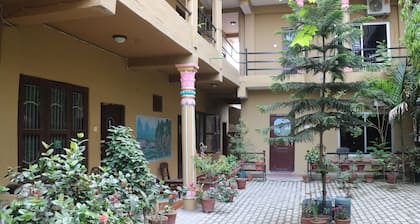 Hotel National Park Das beste Budget-Hotel in Sauraha in der Nähe des Chitwan-Nationalparks.