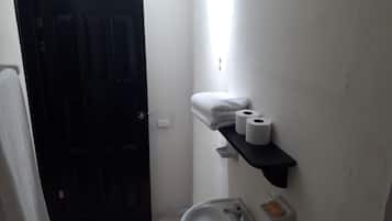Towels, soap, shampoo, toilet paper