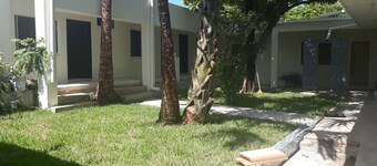 3.5 BLOCKS FROM OCEANFRONT WALK EVERYWHERE!!!