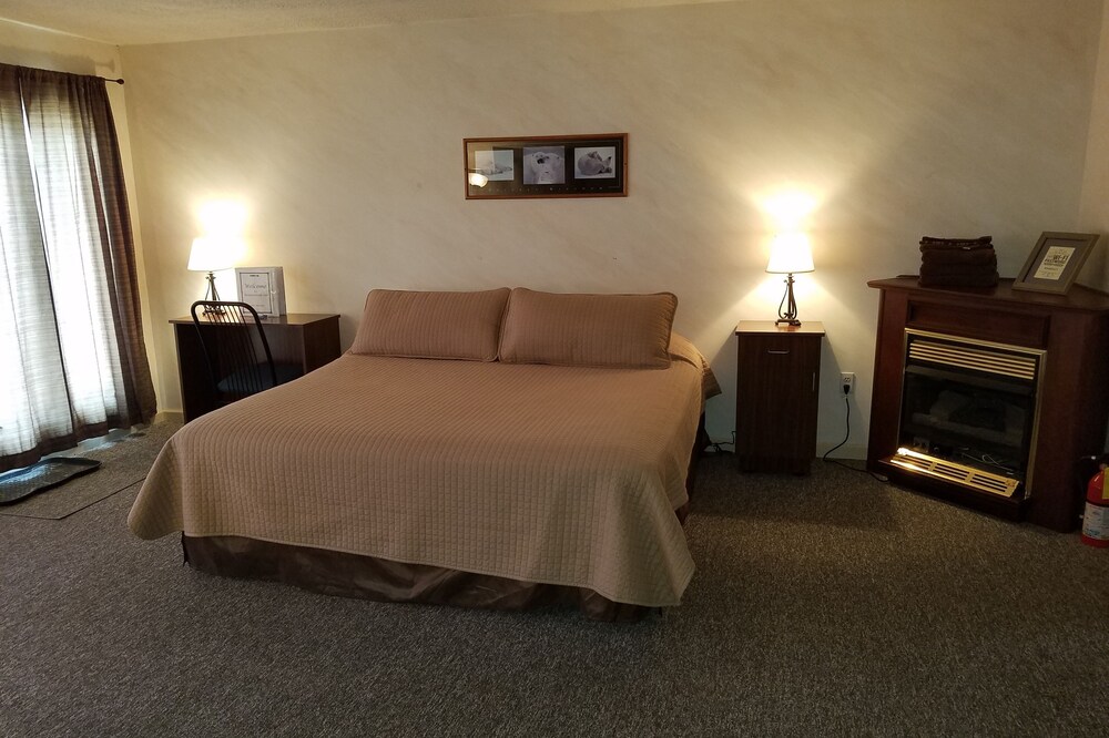 King's Suite #8 Near Letchworth State Park