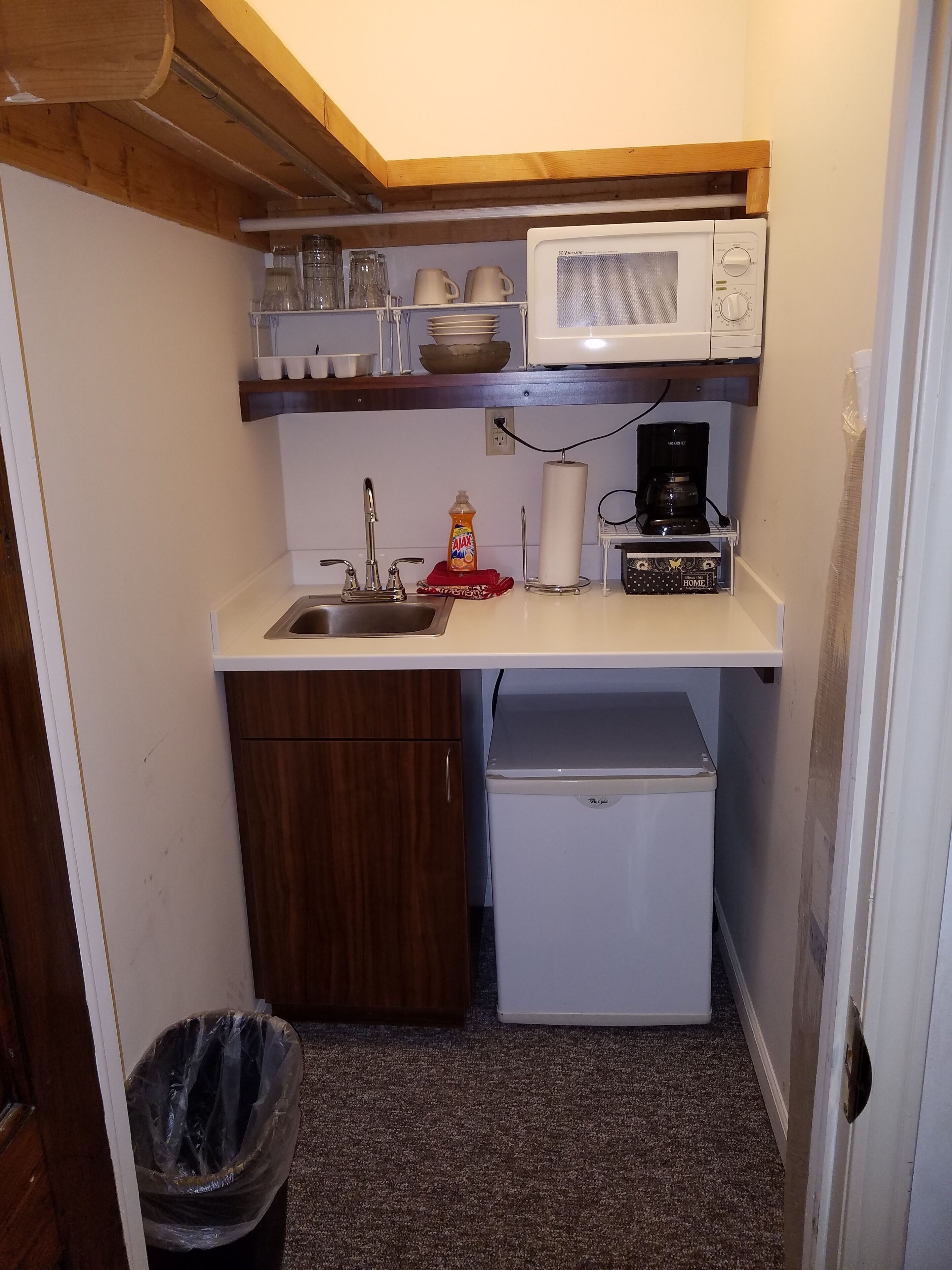 King's Suite #8 Near Letchworth State Park 