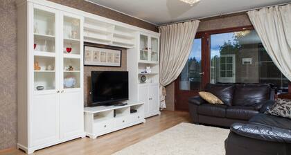 Feel yourself at Three Bears appartment :)