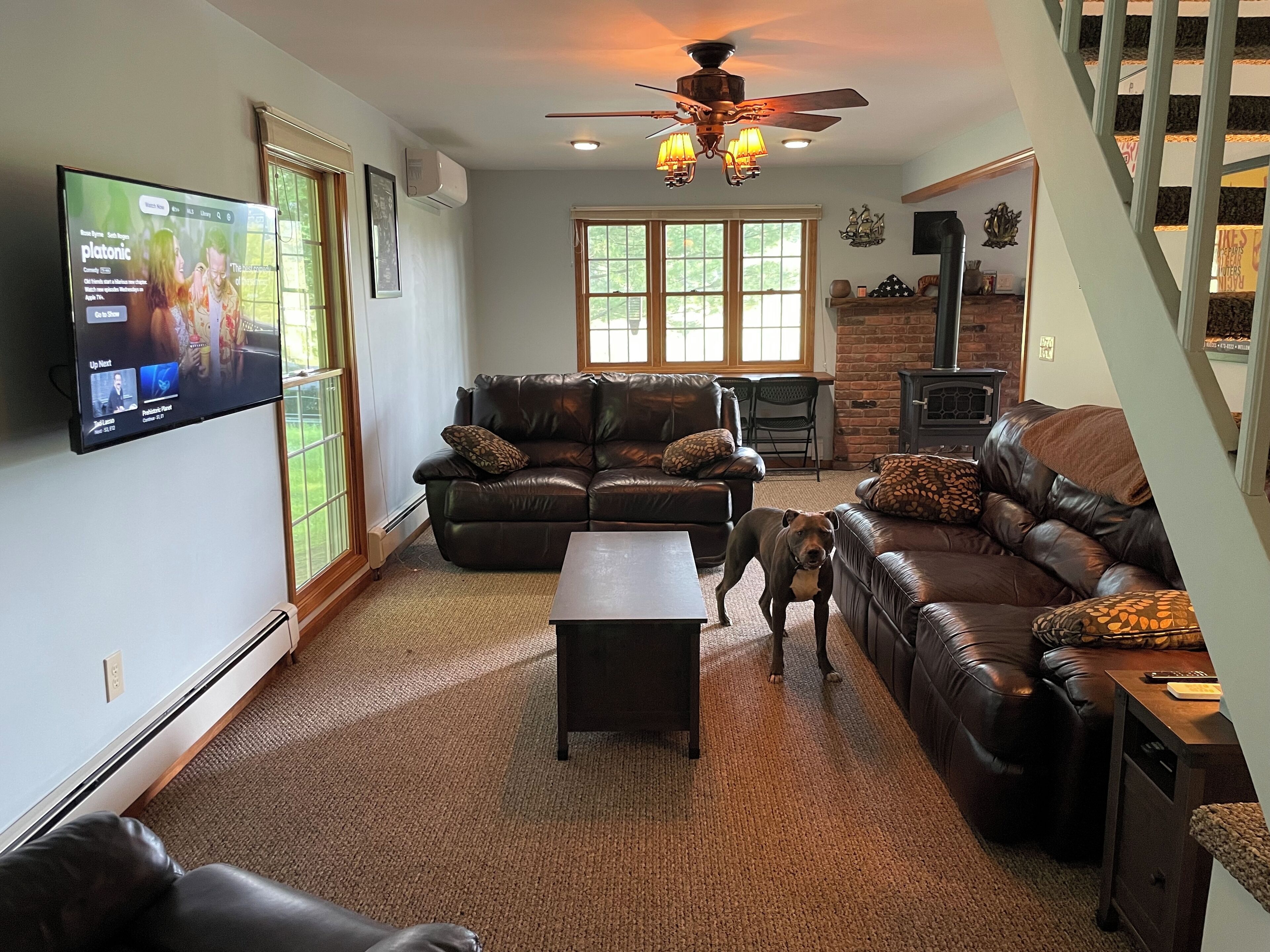 ★Cozy Family Getaway★ on Beautiful Clear Lake 