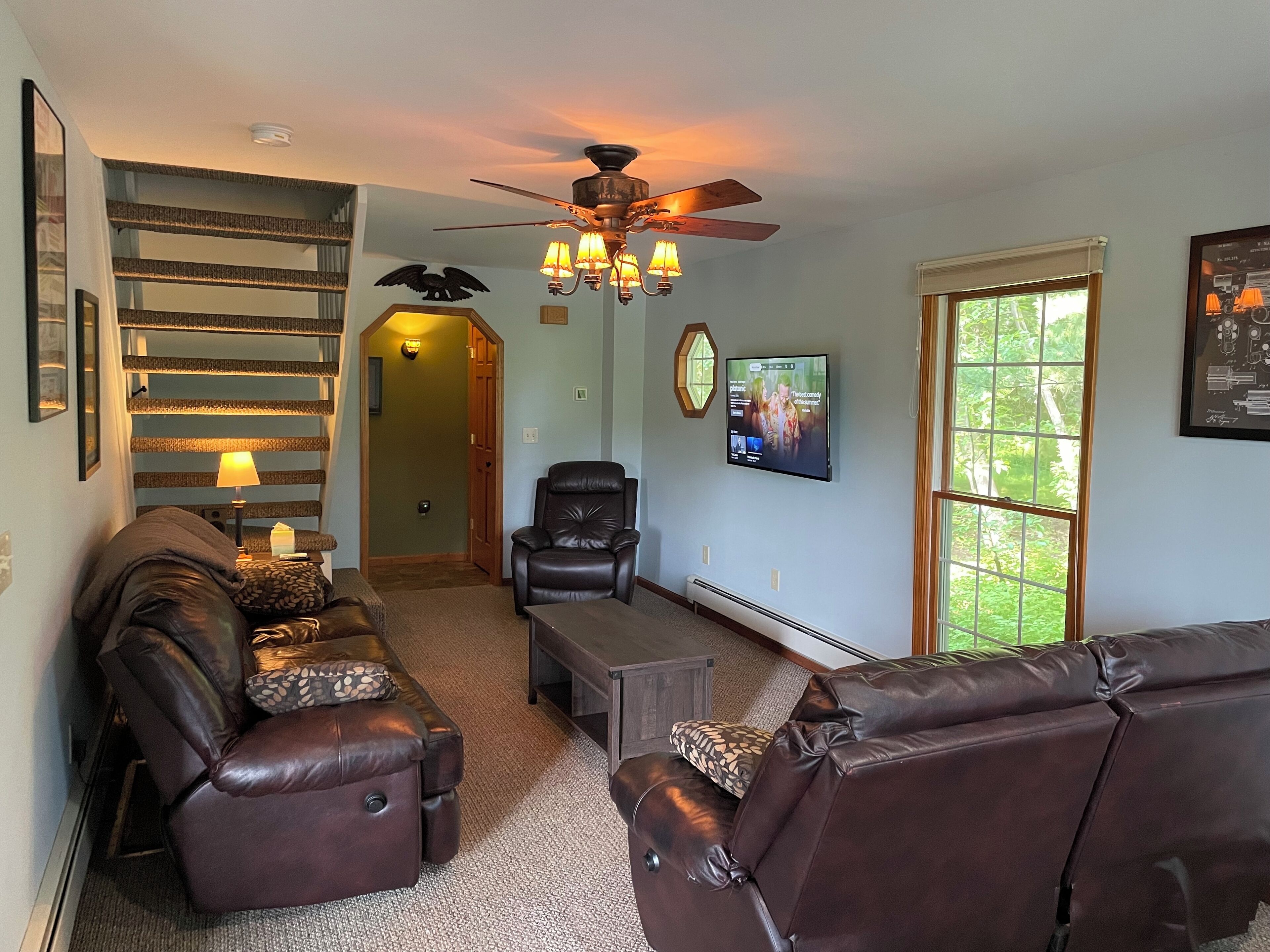 ★Cozy Family Getaway★ on Beautiful Clear Lake 