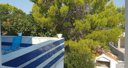 Blue Marine - mediterranes Haus mit 6 Terrassen und Meerblick in einer Strandstraße