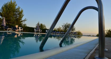 APPARTEMENT PISCINE 5 pers. 2 CHAMBRES - 2 SALLES DE BAINS