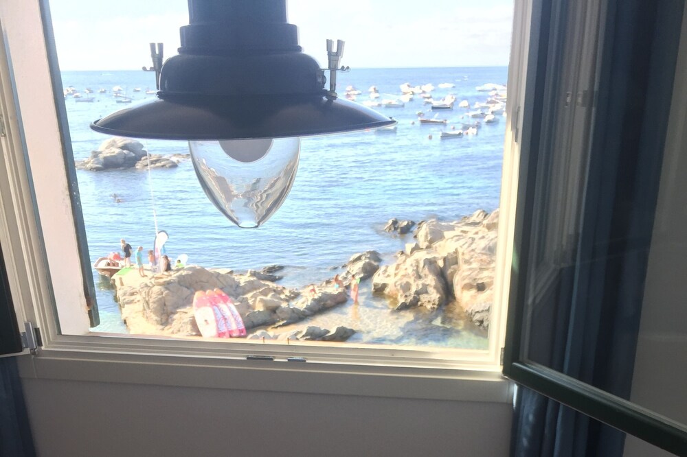 Port bo's treasure