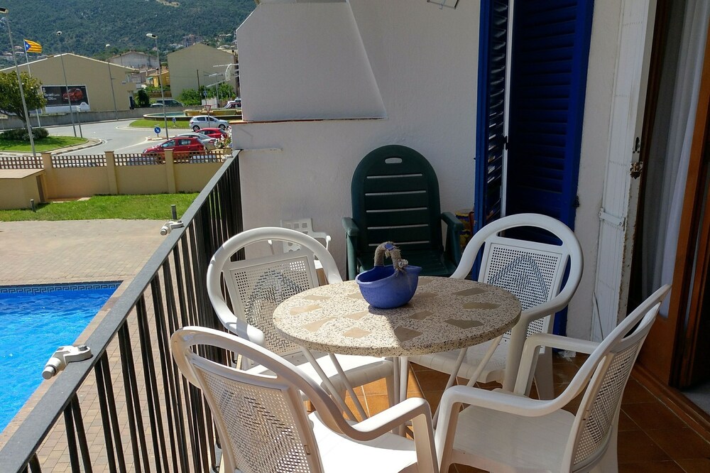 FURNISHED APARTMENT FOR RENT IN COSTA BRAVA
