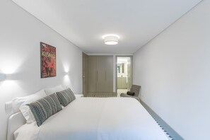2 bedrooms, iron/ironing board, travel crib, WiFi