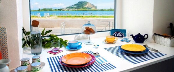 Reception - DOMUS FORTUNAE B&B (Monte di Procida)