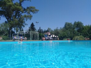 Piscina all'aperto