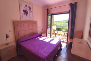 2 Schlafzimmer, Zimmersafe, Bügeleisen/Bügelbrett, kostenloses WLAN