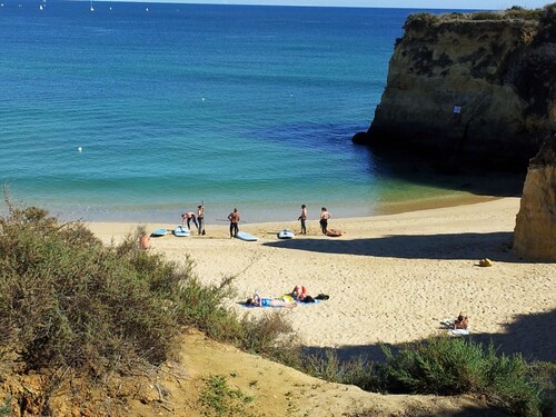 Fabulous Townhouse in Burgau, 2 Schlafzimmer, volle A / C, privater Pool, zu Fuß zum Strand!