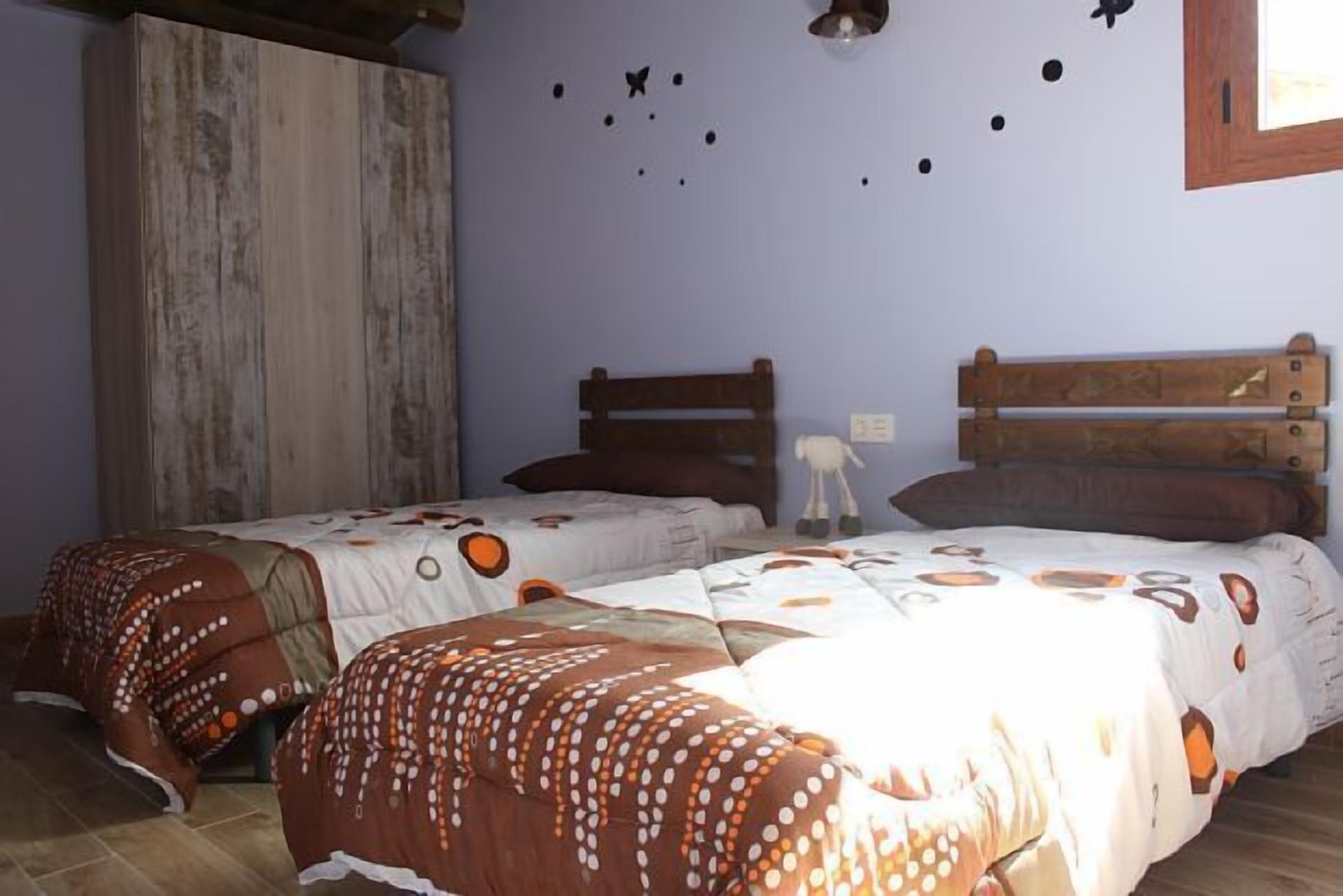 Barranquero House for 4 people + (2 extras)