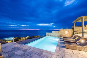 Piscina a l'aire lliure 