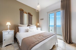 4 chambres, coffres-forts dans les chambres, Wi-Fi, draps fournis