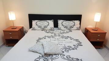 2 Schlafzimmer, Bügeleisen/Bügelbrett, WLAN, Bettwäsche