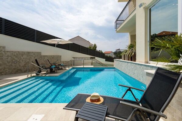Outdoor pool, a heated pool - (B6) Penthouse apartment (Hvar)