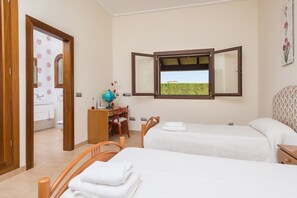 4 soveværelser, strygejern/strygebræt, weekendseng, gratis Wi-Fi