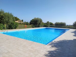 Utomhuspool
