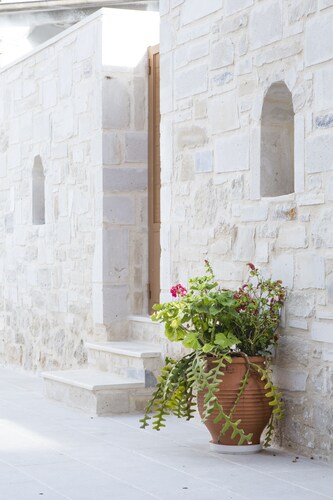 Villa Cardia ist ein altes Herrenhaus in der Nähe des Meeres, der Innenstadt von Rethimno und Arkadi