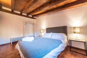 3 Schlafzimmer, Bügeleisen/Bügelbrett, Reisekinderbett, kostenloses WLAN