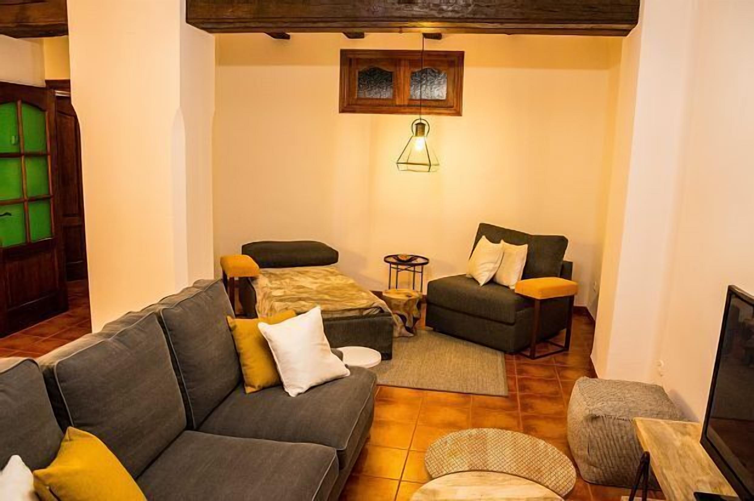 Casas Jarreta for 8 people