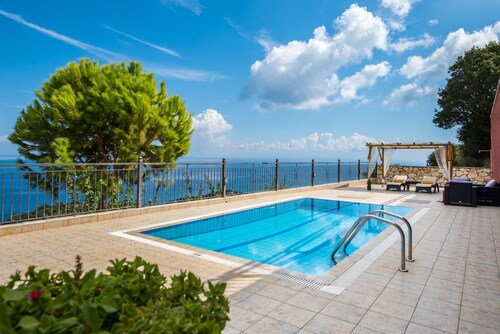 Eleni One Bedroom Villa with Sea View