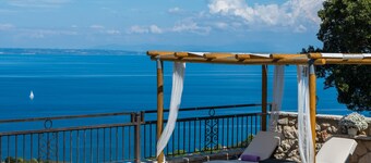 Eleni One Bedroom Villa with Sea View