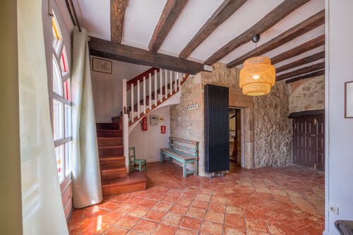 MIRADOR DE VALCABADO HOUSE