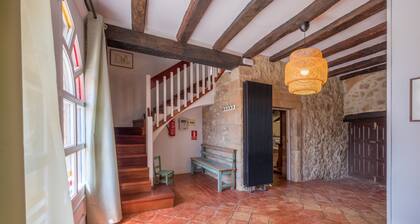 MIRADOR DE VALCABADO HOUSE