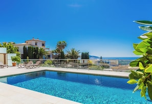 A heated pool - Villa Buena Vista: Amazing villa with private heated pool and fantastic views (Salobreña)