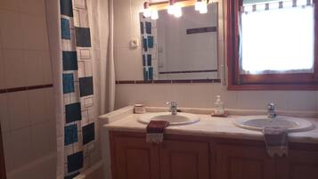 Hair dryer, towels