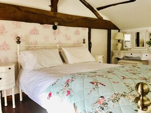 3 bedrooms, iron/ironing board, travel cot, WiFi