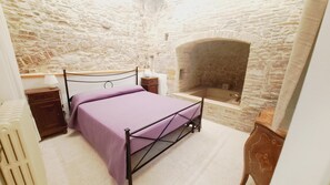 1 soverom, strykejern/-brett, reiseseng for barn og wi-fi (inkludert)