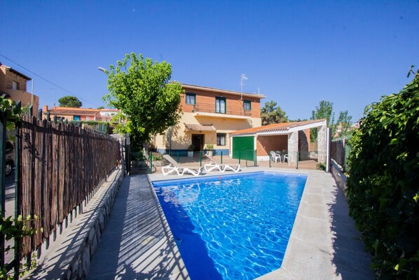 Alberca al aire libre