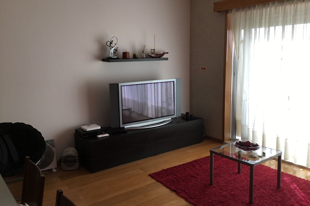URBAN PARK APARTMENT