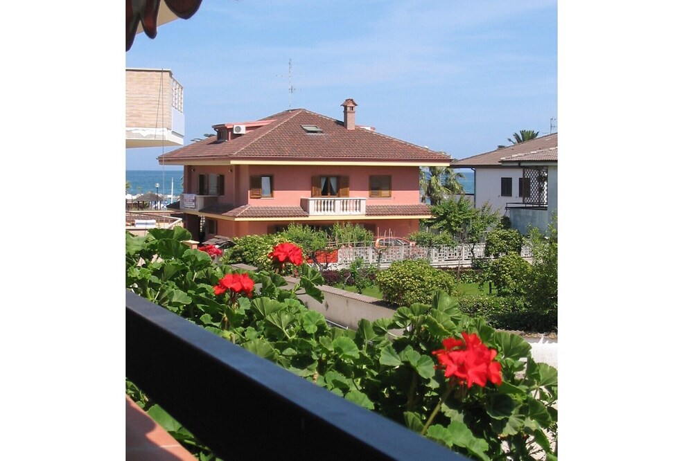 Beach house Roseto apartment on the sea