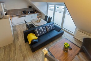 TV - Vacation apartment Roringstek (Norddeich)