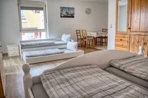 Free WiFi, bed sheets