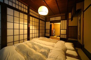 Chambre Classique (Shizu no Ma, for 4 Guests) | Literie de qualité supérieure, couette en duvet d'oie