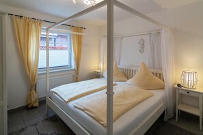 1 habitación, cuna de viaje, wifi gratis y despertador 