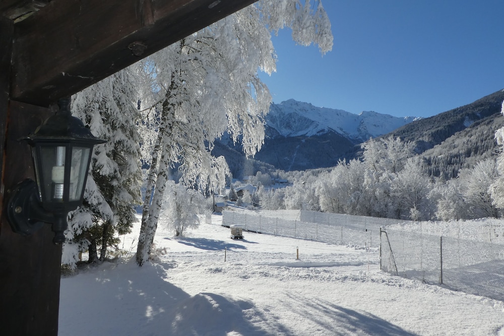 individual chalet for 2 people