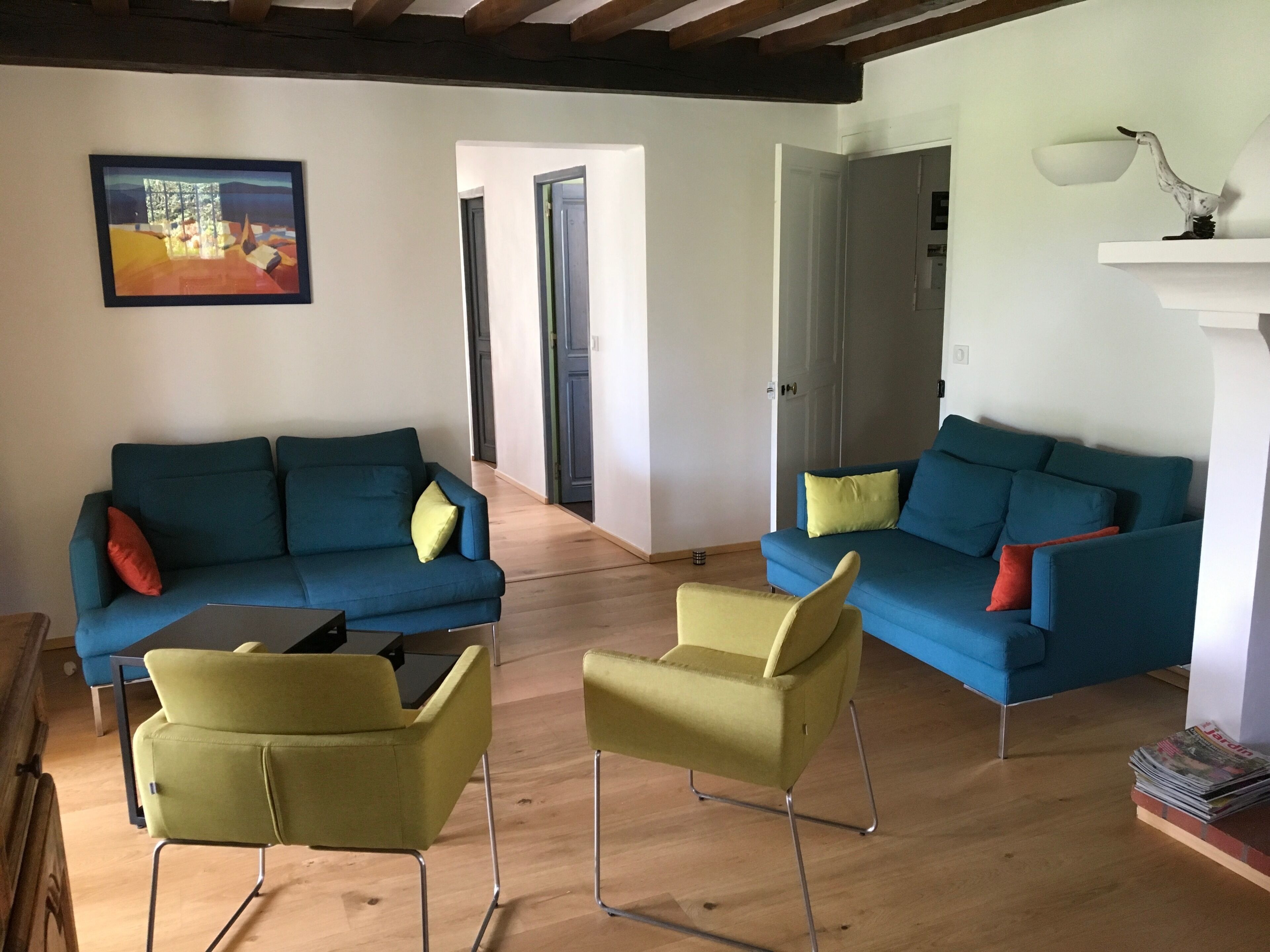 Beautiful Villa Mas Mireio, 4 air-conditioned bedrooms, swimming pool, jacuzzi and large garden