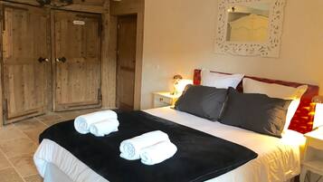 2 Schlafzimmer, BĂŒgeleisen/BĂŒgelbrett, Reisekinderbett, kostenloses WLAN