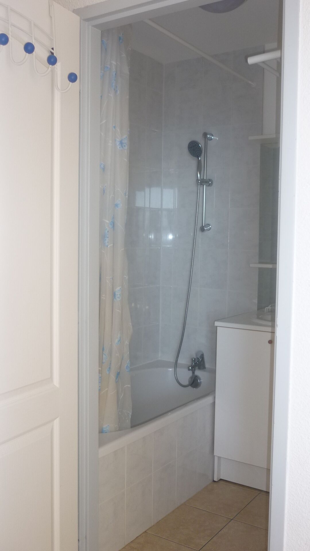 Réallon Apartment 6 sleeps