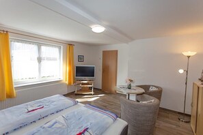 2 Schlafzimmer, Internetzugang, Bettwäsche