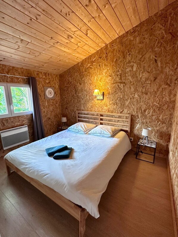 3 chambres, Wi-Fi, literie fournie