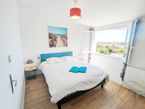 2 habitaciones, tabla de planchar con plancha y wifi gratis